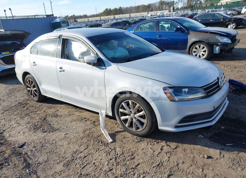 2017 Volkswagen Jetta 1.4T S (VIN 3VW2B7AJ1HM259380) main photo