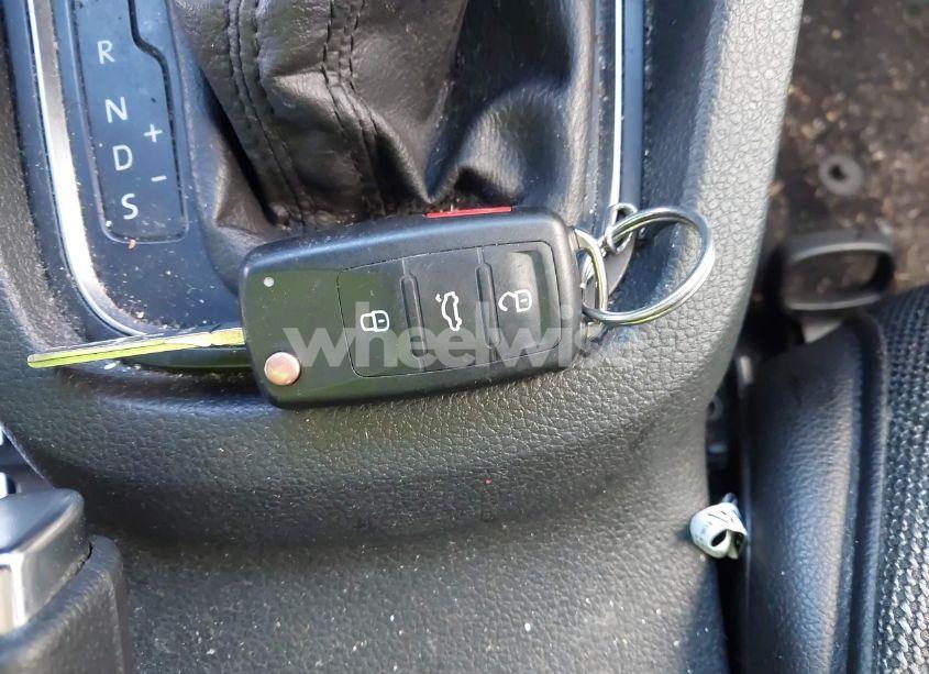 Photo 11 of 2017 Volkswagen Jetta 1.4T S (VIN 3VW2B7AJ1HM259380)