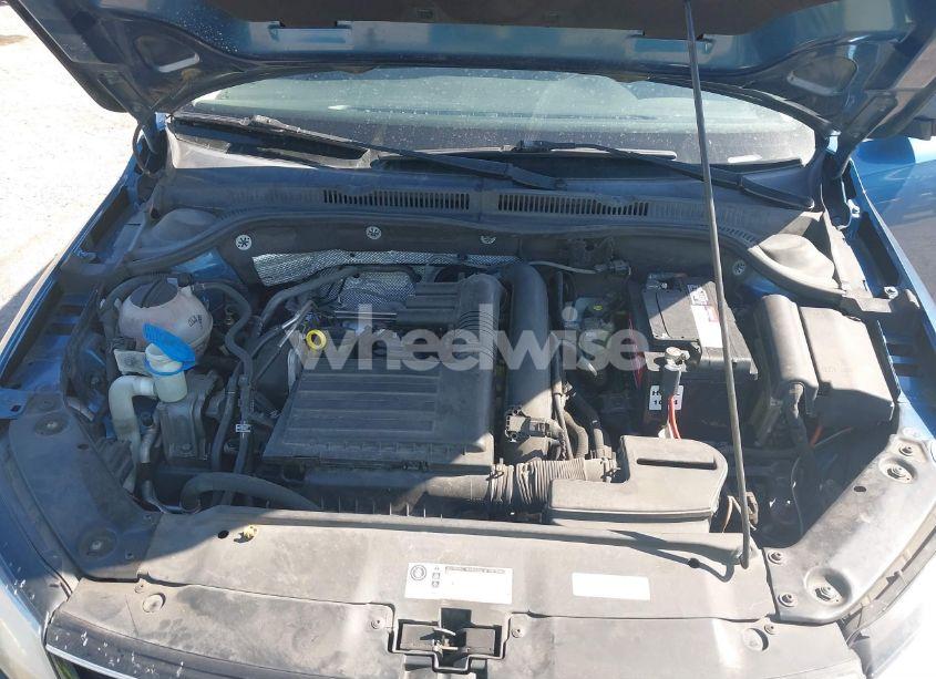 Photo 10 of 2017 Volkswagen Jetta 1.4T S (VIN 3VW2B7AJ1HM274820)