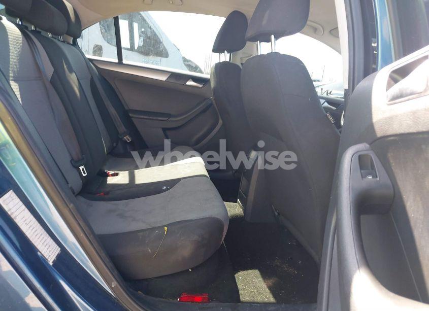 Photo 8 of 2017 Volkswagen Jetta 1.4T S (VIN 3VW2B7AJ1HM274820)