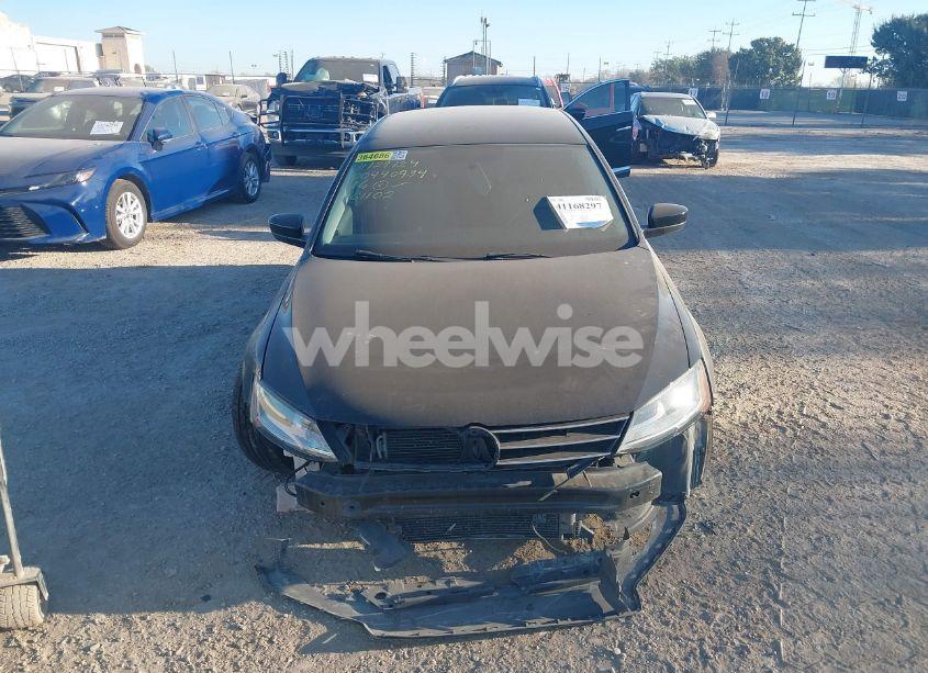 Photo 12 of 2017 Volkswagen Jetta 1.4T S (VIN 3VW2B7AJ1HM361102)