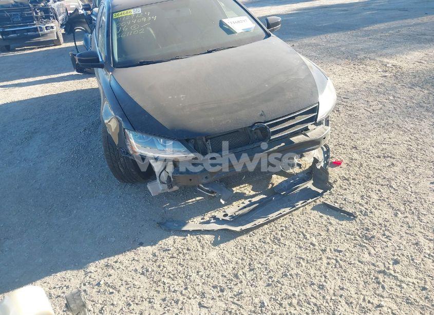 Photo 6 of 2017 Volkswagen Jetta 1.4T S (VIN 3VW2B7AJ1HM361102)