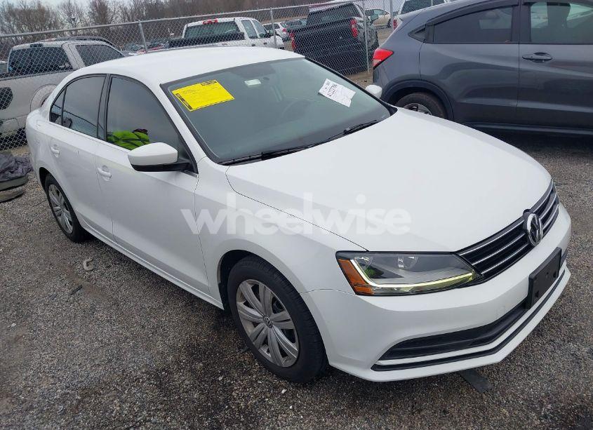 2017 Volkswagen Jetta 1.4T S (VIN 3VW2B7AJ1HM387117) main photo