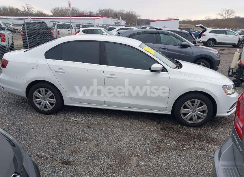 Photo 13 of 2017 Volkswagen Jetta 1.4T S (VIN 3VW2B7AJ1HM387117)