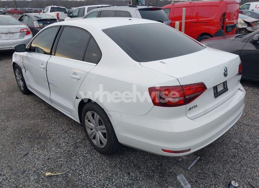 Photo 3 of 2017 Volkswagen Jetta 1.4T S (VIN 3VW2B7AJ1HM387117)