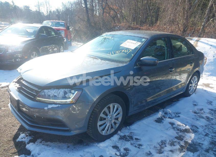 Photo 2 of 2017 Volkswagen Jetta 1.4T S (VIN 3VW2B7AJ1HM391104)