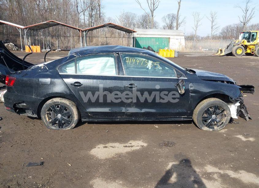 Photo 13 of 2017 Volkswagen Jetta 1.4T S (VIN 3VW2B7AJ1HM415322)