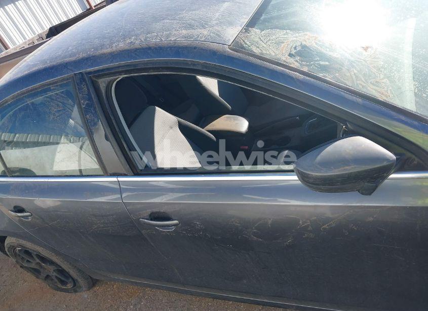 Photo 13 of 2017 Volkswagen Jetta 1.4T S (VIN 3VW2B7AJ2HM212570)