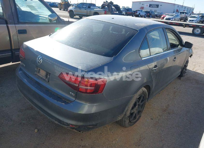 Photo 4 of 2017 Volkswagen Jetta 1.4T S (VIN 3VW2B7AJ2HM212570)