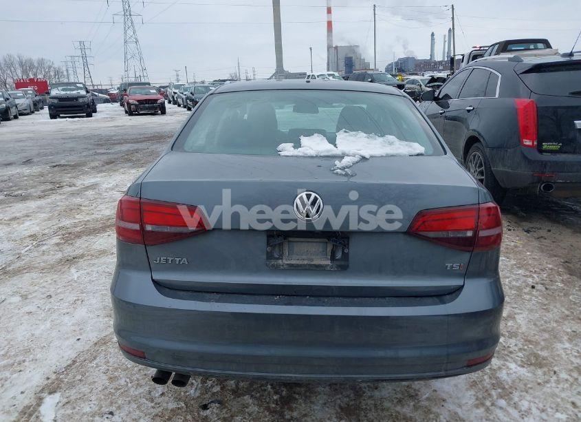 Photo 16 of 2017 Volkswagen Jetta 1.4T S (VIN 3VW2B7AJ2HM228624)