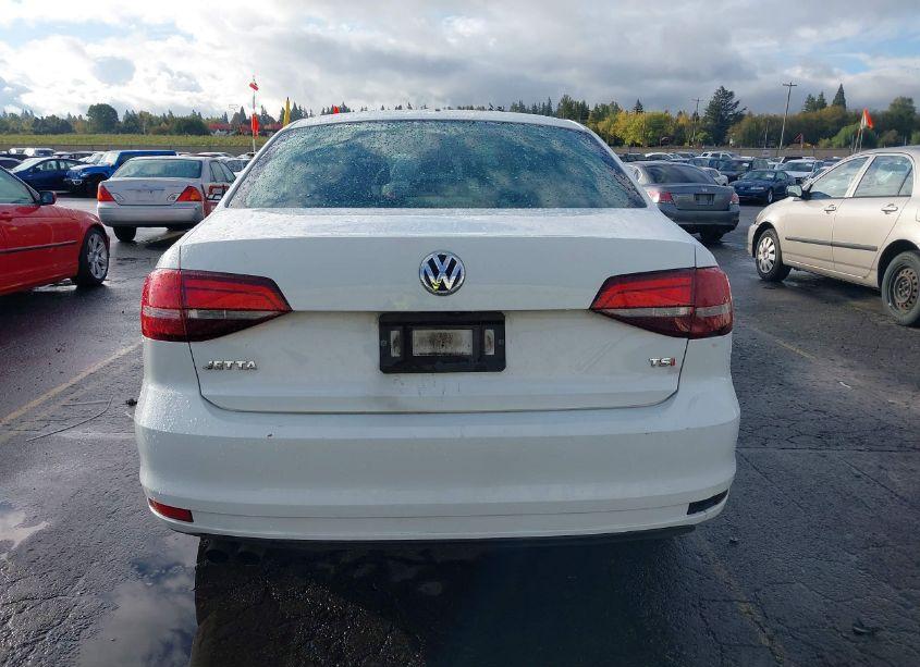 Photo 16 of 2017 Volkswagen Jetta 1.4T S (VIN 3VW2B7AJ2HM230552)