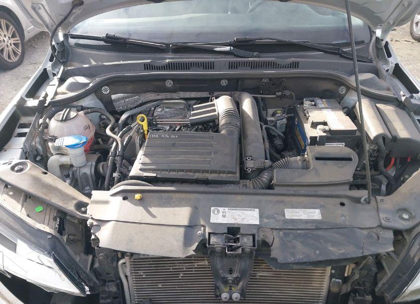 Photo 10 of 2017 Volkswagen Jetta 1.4T S (VIN 3VW2B7AJ2HM246699)