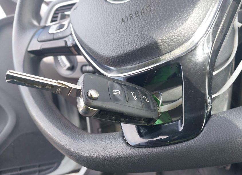 Photo 11 of 2017 Volkswagen Jetta 1.4T S (VIN 3VW2B7AJ2HM246699)