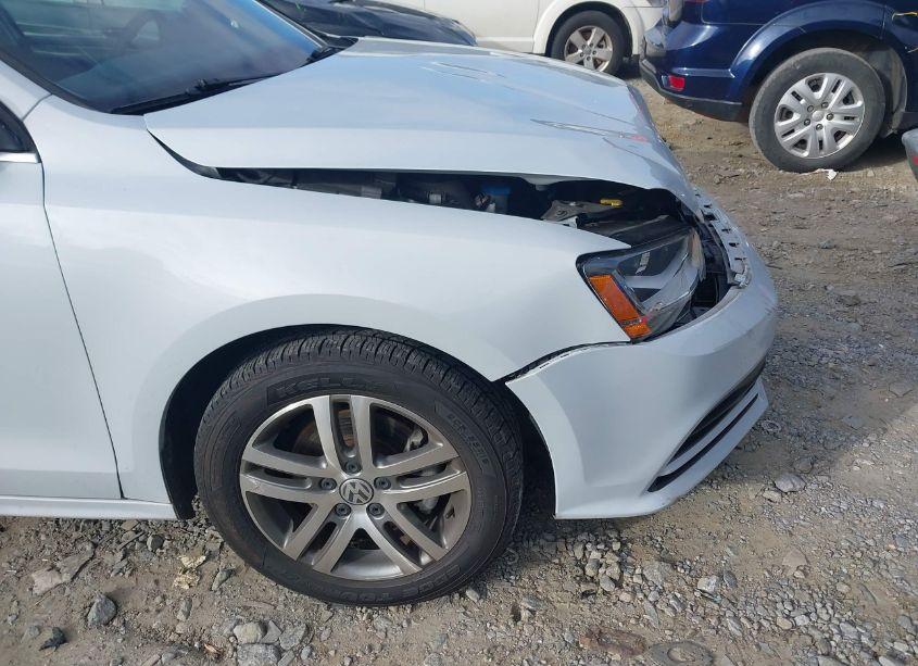 Photo 18 of 2017 Volkswagen Jetta 1.4T S (VIN 3VW2B7AJ2HM246699)