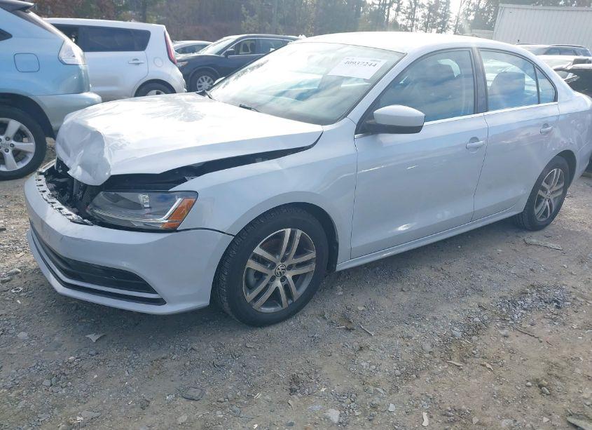 Photo 2 of 2017 Volkswagen Jetta 1.4T S (VIN 3VW2B7AJ2HM246699)