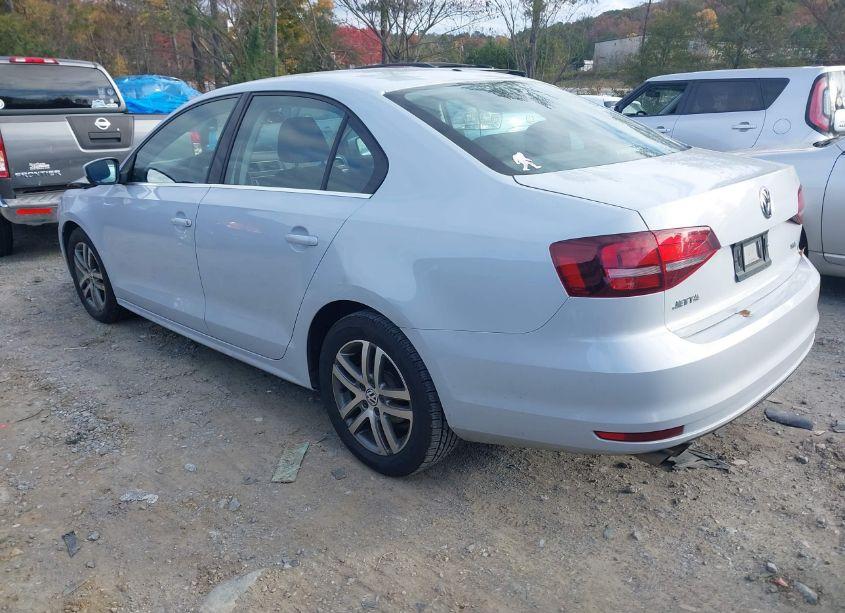 Photo 3 of 2017 Volkswagen Jetta 1.4T S (VIN 3VW2B7AJ2HM246699)