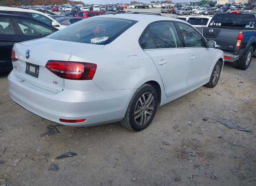 Photo 4 of 2017 Volkswagen Jetta 1.4T S (VIN 3VW2B7AJ2HM246699)