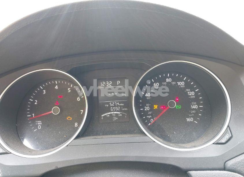 Photo 7 of 2017 Volkswagen Jetta 1.4T S (VIN 3VW2B7AJ2HM283638)