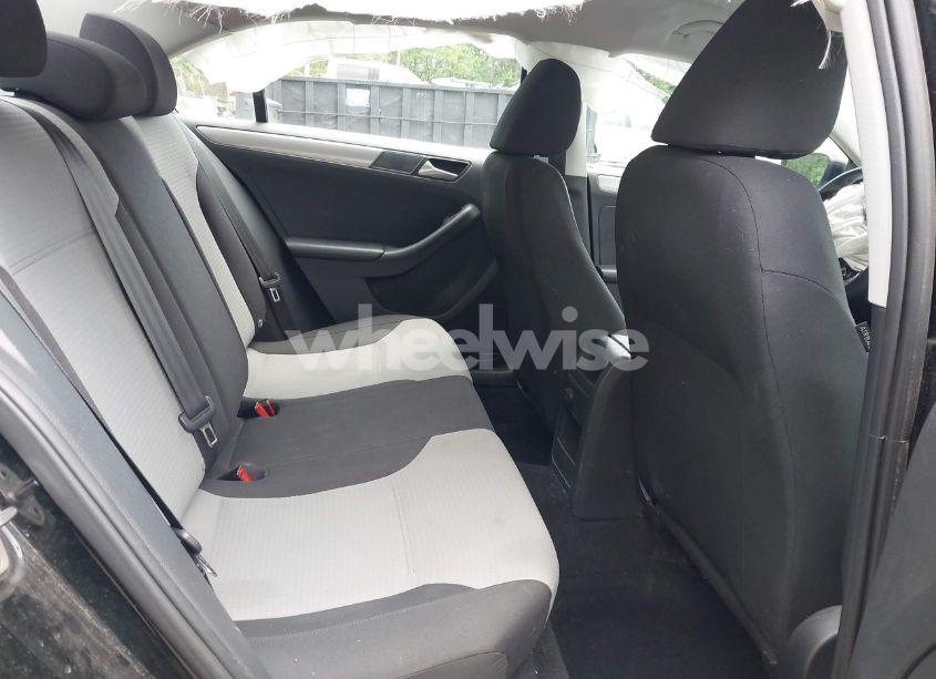 Photo 8 of 2017 Volkswagen Jetta 1.4T S (VIN 3VW2B7AJ2HM283638)