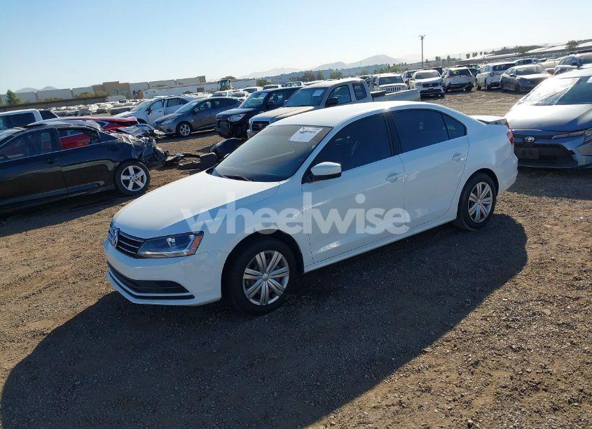 Photo 2 of 2017 Volkswagen Jetta 1.4T S (VIN 3VW2B7AJ2HM327654)