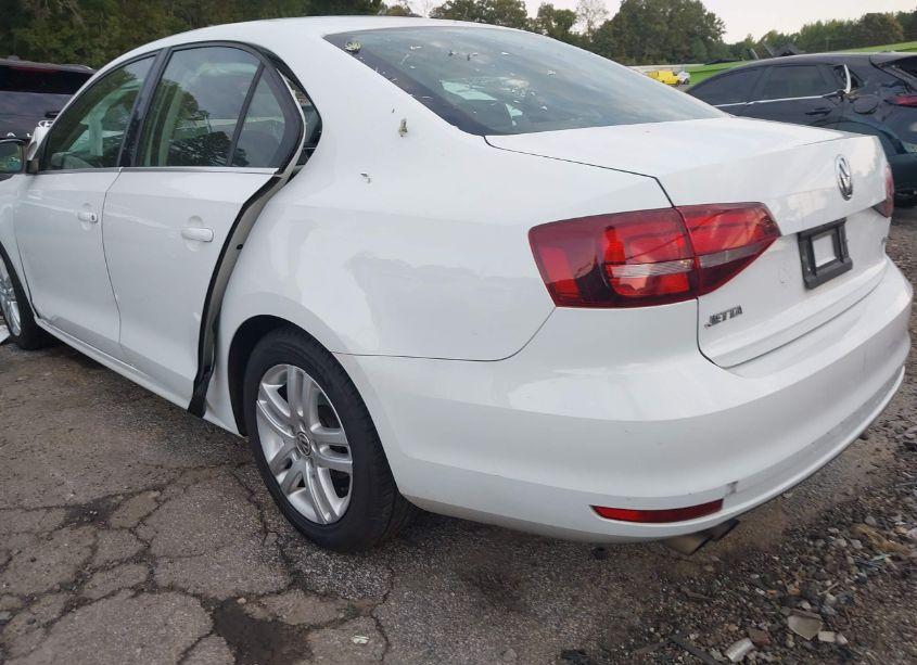 Photo 3 of 2017 Volkswagen Jetta 1.4T S (VIN 3VW2B7AJ2HM351730)