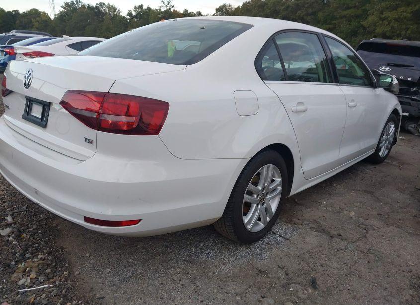 Photo 4 of 2017 Volkswagen Jetta 1.4T S (VIN 3VW2B7AJ2HM351730)