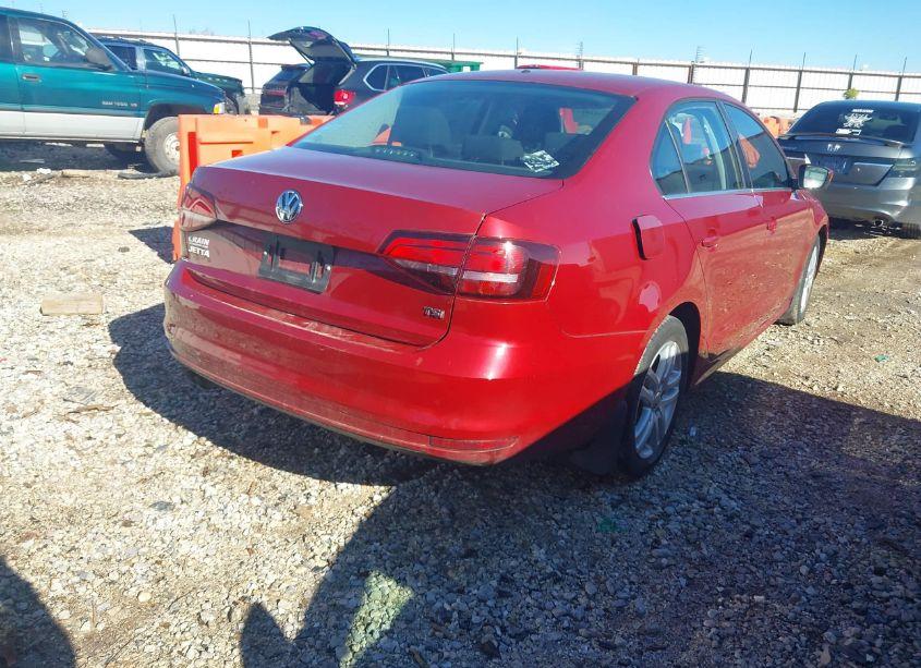 Photo 4 of 2017 Volkswagen Jetta 1.4T S (VIN 3VW2B7AJ3HM201772)