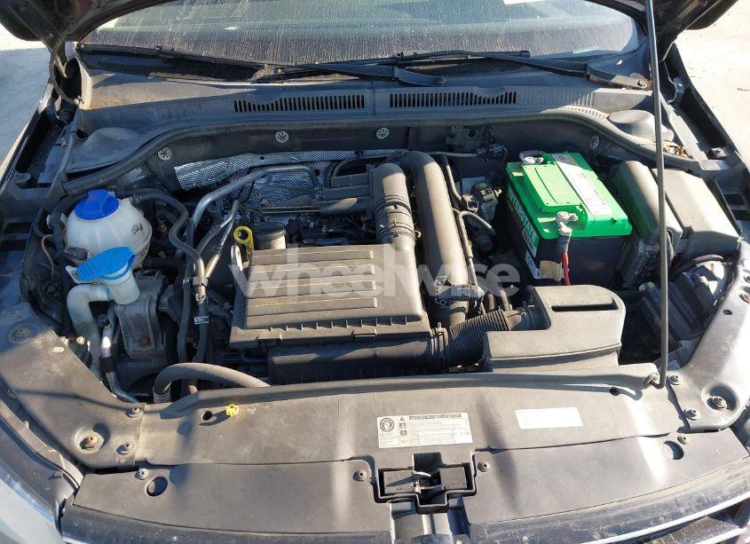 Photo 10 of 2017 Volkswagen Jetta 1.4T S (VIN 3VW2B7AJ3HM214909)