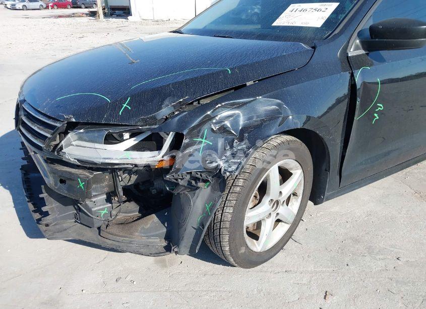 Photo 6 of 2017 Volkswagen Jetta 1.4T S (VIN 3VW2B7AJ3HM214909)