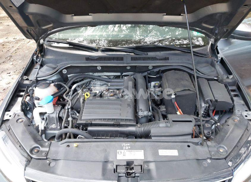 Photo 10 of 2017 Volkswagen Jetta 1.4T S (VIN 3VW2B7AJ3HM229278)