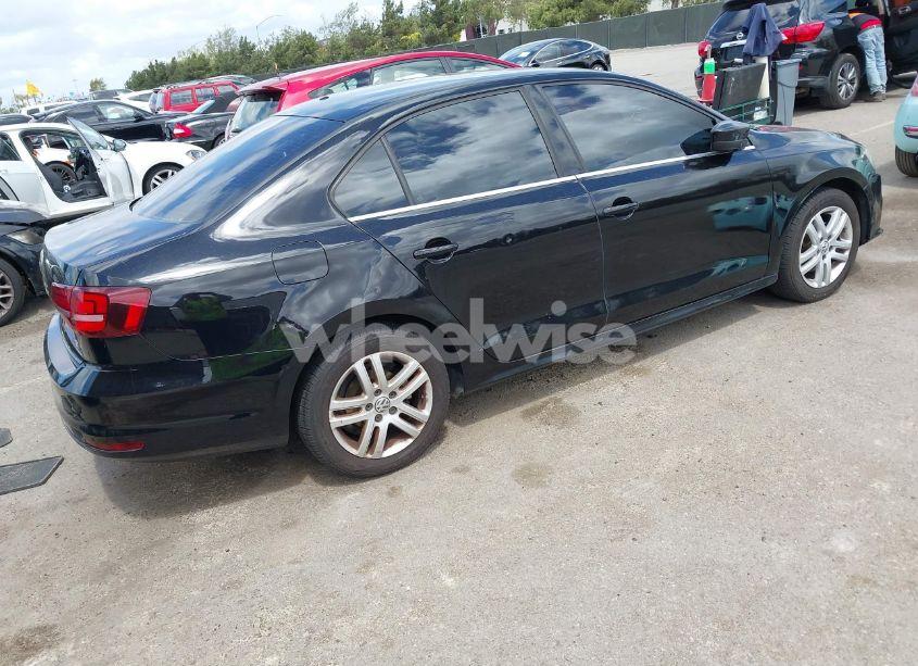 Photo 4 of 2017 Volkswagen Jetta 1.4T S (VIN 3VW2B7AJ3HM251183)