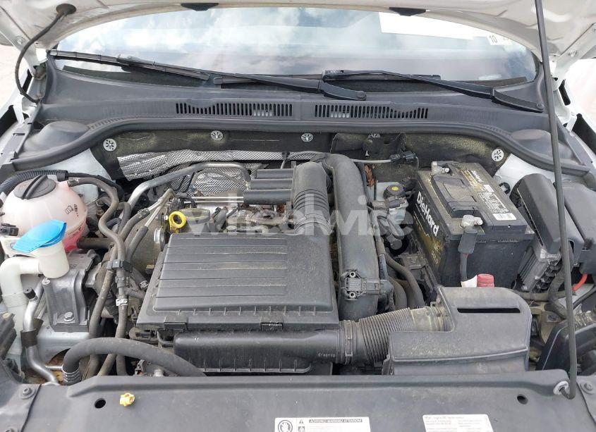 Photo 10 of 2017 Volkswagen Jetta 1.4T S (VIN 3VW2B7AJ3HM255024)