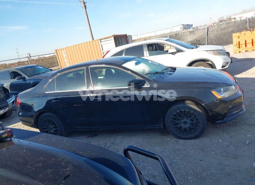 Photo 13 of 2017 Volkswagen Jetta 1.4T S (VIN 3VW2B7AJ3HM277203)