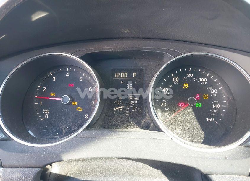 Photo 7 of 2017 Volkswagen Jetta 1.4T S (VIN 3VW2B7AJ3HM277203)