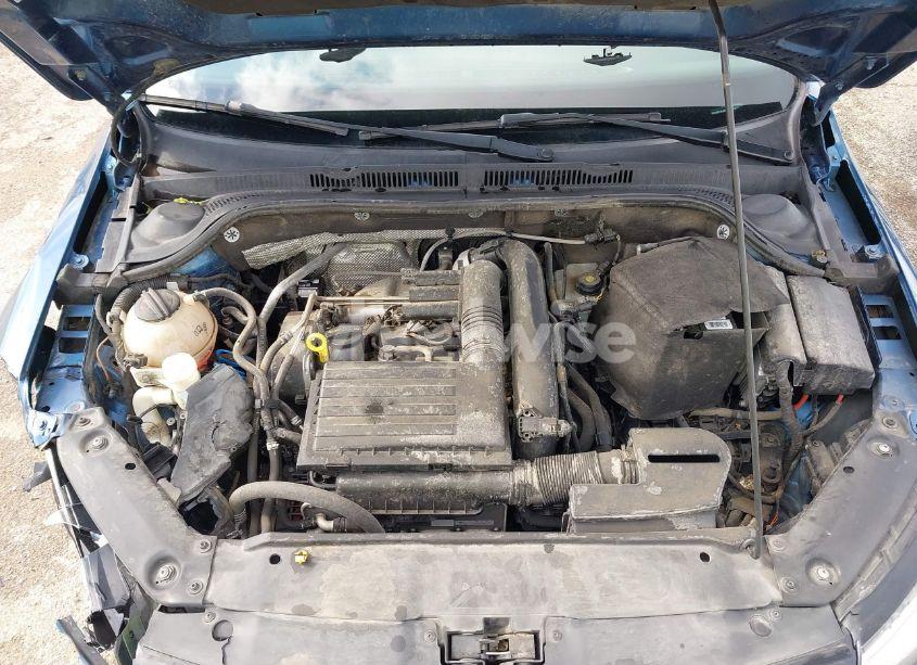 Photo 10 of 2017 Volkswagen Jetta 1.4T S (VIN 3VW2B7AJ3HM301970)