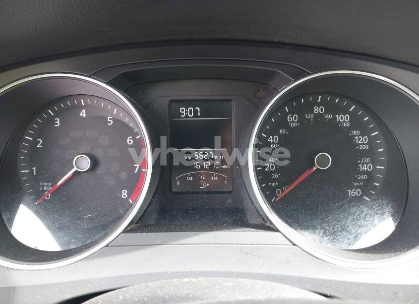 Photo 7 of 2017 Volkswagen Jetta 1.4T S (VIN 3VW2B7AJ3HM301970)