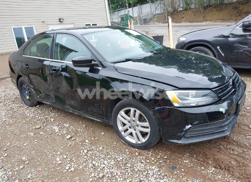 2017 Volkswagen Jetta 1.4T S (VIN 3VW2B7AJ3HM303198) main photo