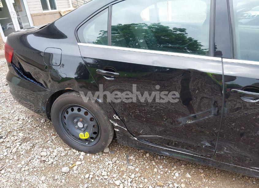 Photo 12 of 2017 Volkswagen Jetta 1.4T S (VIN 3VW2B7AJ3HM303198)