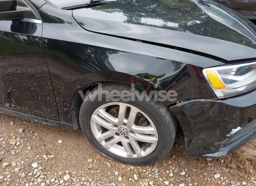 Photo 21 of 2017 Volkswagen Jetta 1.4T S (VIN 3VW2B7AJ3HM303198)