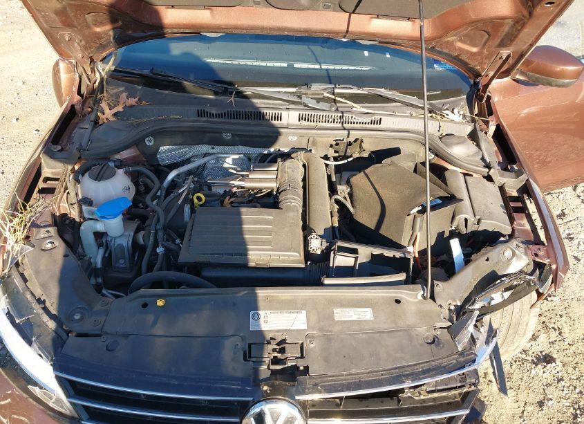 Photo 10 of 2017 Volkswagen Jetta 1.4T S (VIN 3VW2B7AJ3HM322320)