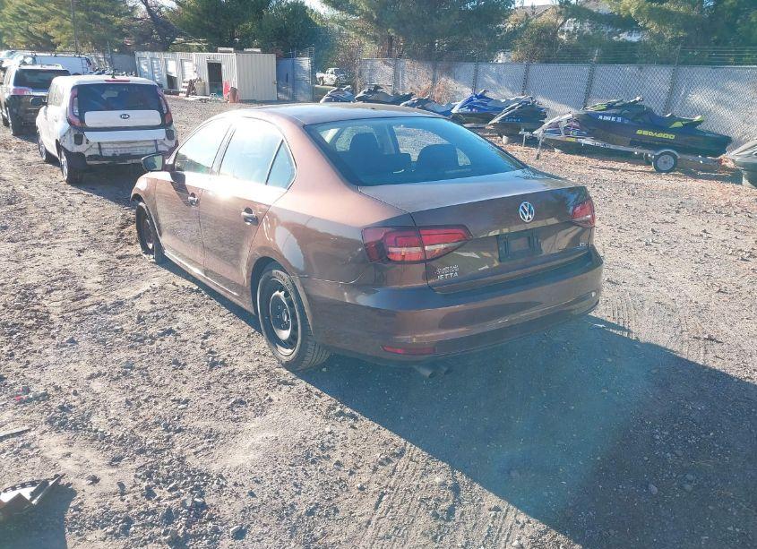 Photo 3 of 2017 Volkswagen Jetta 1.4T S (VIN 3VW2B7AJ3HM322320)