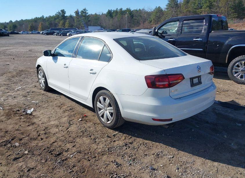 Photo 3 of 2017 Volkswagen Jetta 1.4T S (VIN 3VW2B7AJ3HM332877)
