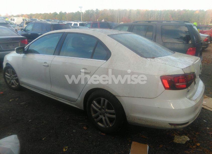 Photo 13 of 2017 Volkswagen Jetta 1.4T S (VIN 3VW2B7AJ3HM378869)