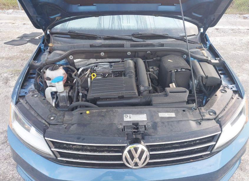 Photo 10 of 2017 Volkswagen Jetta 1.4T S (VIN 3VW2B7AJ3HM387720)