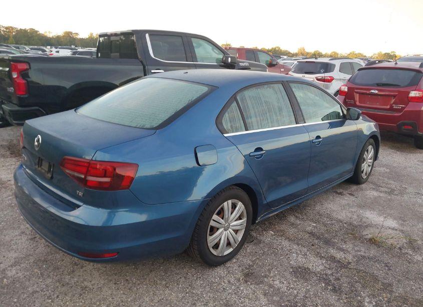 Photo 4 of 2017 Volkswagen Jetta 1.4T S (VIN 3VW2B7AJ3HM387720)