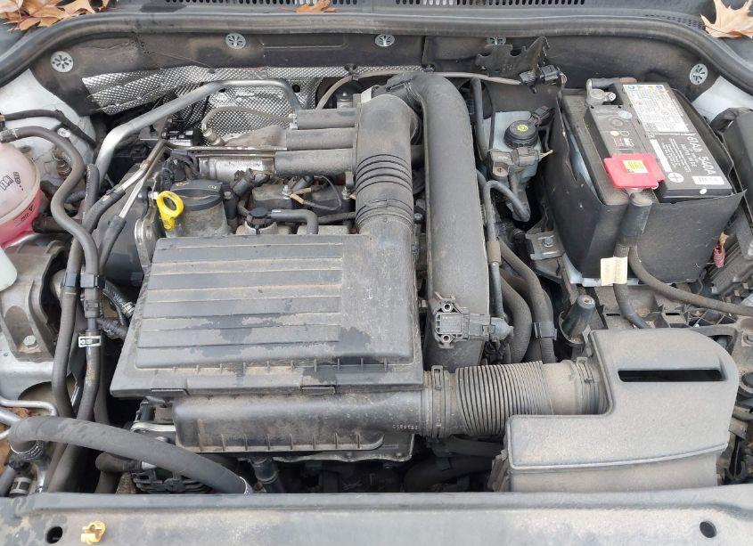 Photo 10 of 2018 Volkswagen Jetta 1.4T S (VIN 3VW2B7AJ3JM251819)