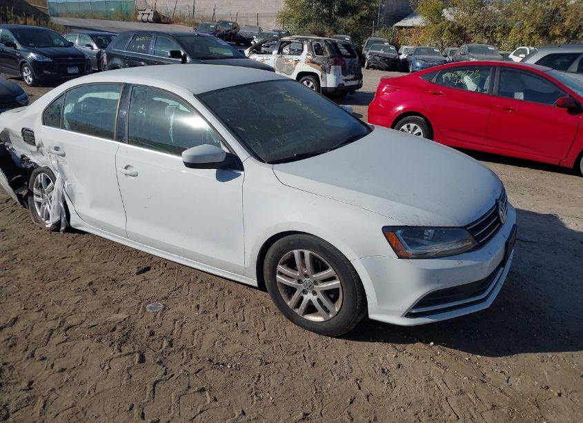 2017 Volkswagen Jetta 1.4T S (VIN 3VW2B7AJ4HM208715) main photo