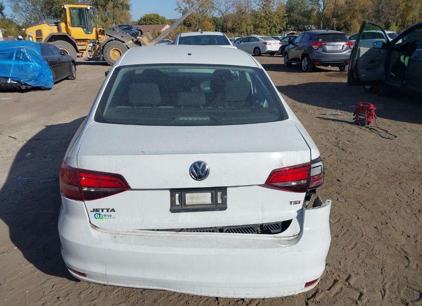 Photo 16 of 2017 Volkswagen Jetta 1.4T S (VIN 3VW2B7AJ4HM208715)