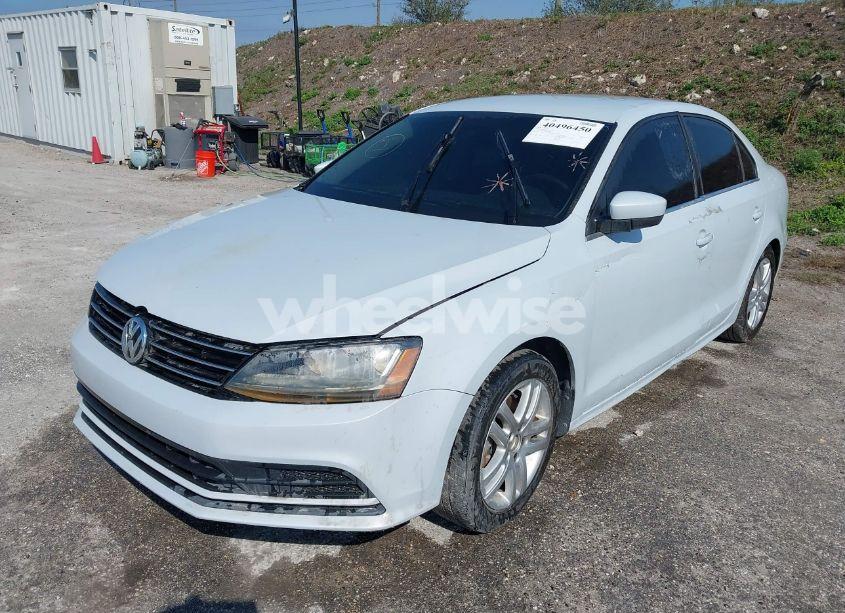 Photo 2 of 2017 Volkswagen Jetta 1.4T S (VIN 3VW2B7AJ4HM273306)
