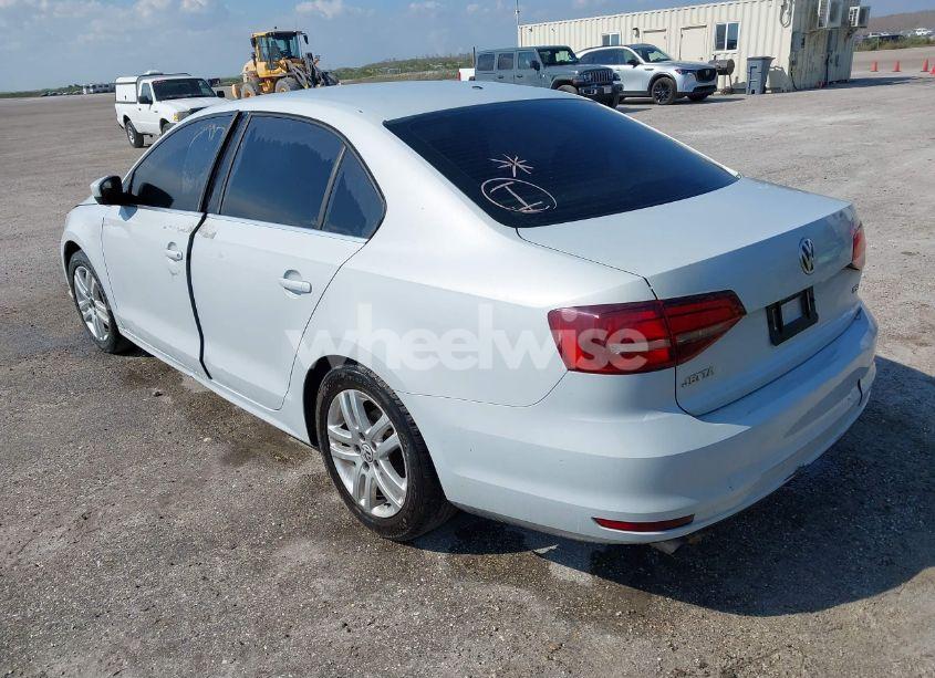 Photo 3 of 2017 Volkswagen Jetta 1.4T S (VIN 3VW2B7AJ4HM273306)